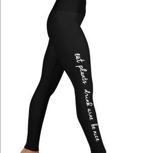 Sun Lovin’ Roots black leggings with sayings down the right leg!